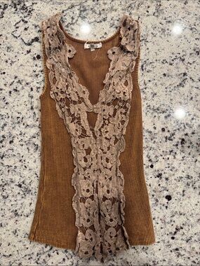 gimmicks by BKE Ribbed Tank Top in Rust Brown